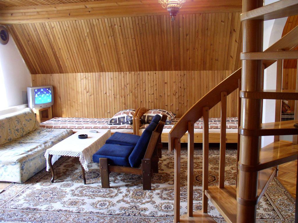 Apartmani U Borovoj Sumi Ζλάτιμπορ Δωμάτιο φωτογραφία